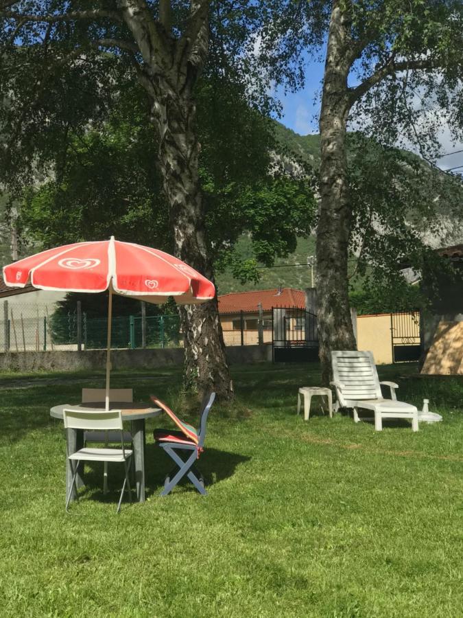 appartement à Tarascon sur Ariège le Sabart Extérieur photo